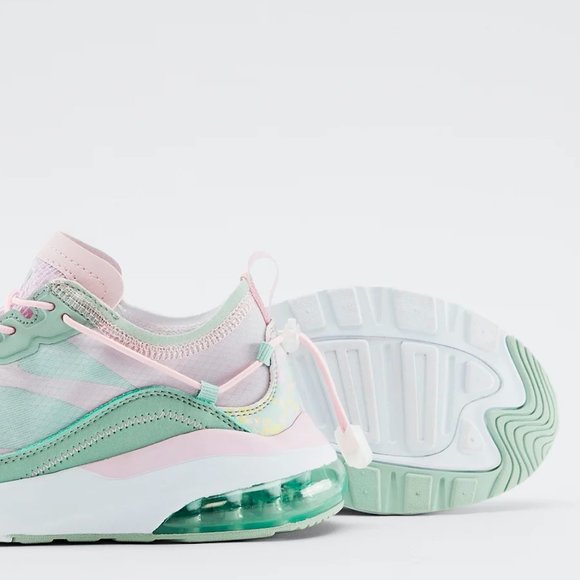 NIB Fabletics Silverlake Performance Sneaker - Picture 4 of 7